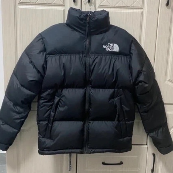 The North Face Jackets & Blazers - The North Face Black Puffer Jacket